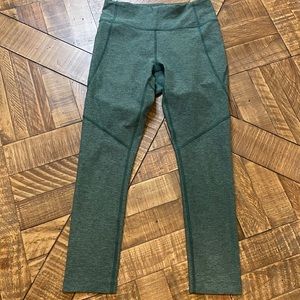 Outdoor Voices 3/4 Warmup Leggings